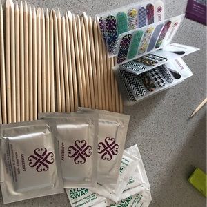 Jamberry, cuticle sticks,prep wipes,22 sample